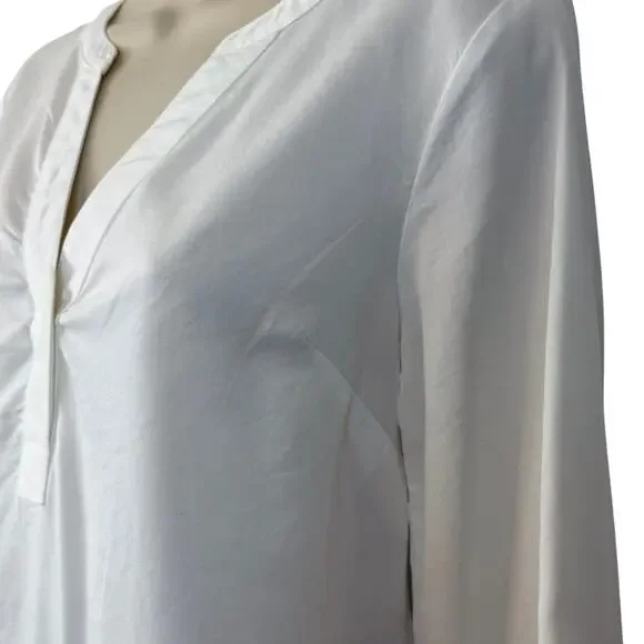 Crown & Ivy White Long Sleeve Pop Over Top Button V Neck Loose Flattering Fit - Picture 13 of 16